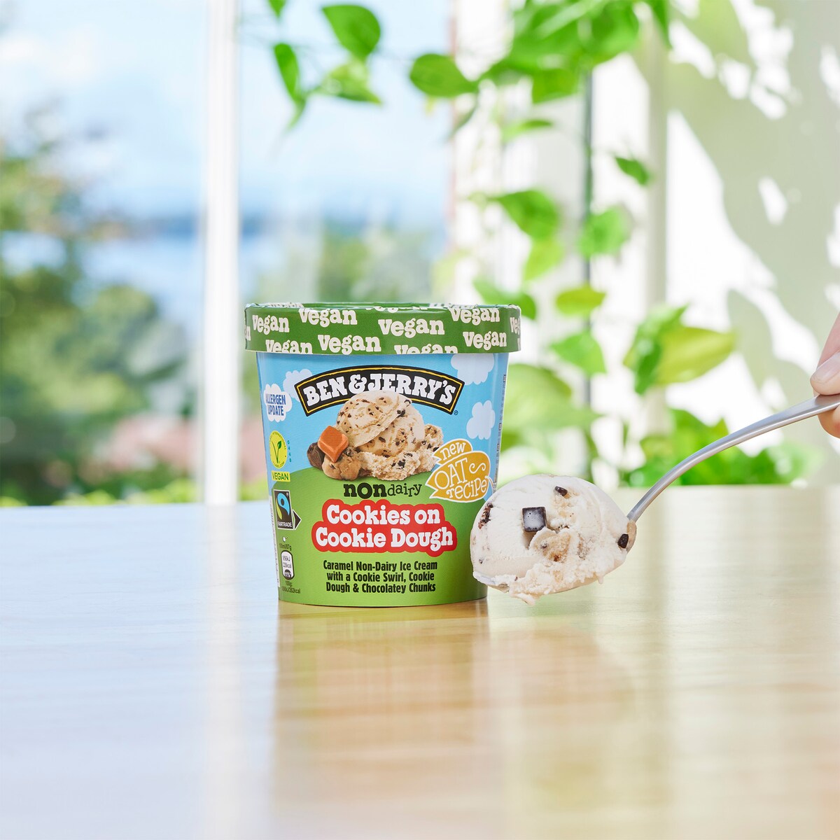 Cookies on Cookie Dough Non-Dairy - Pint 4 / 6